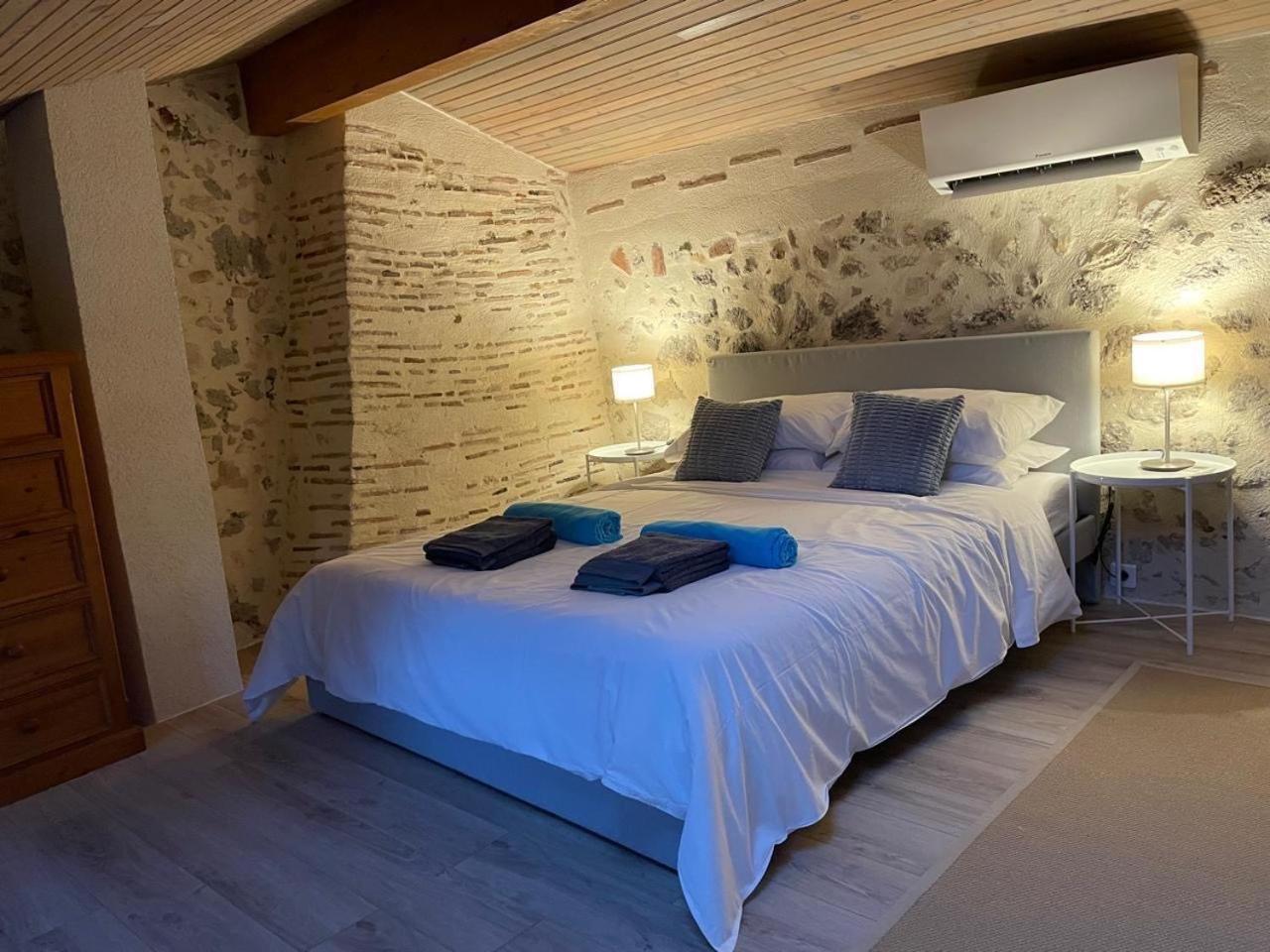 Gites De Verger, Stylish Self Catering Cottages In Sos Εξωτερικό φωτογραφία
